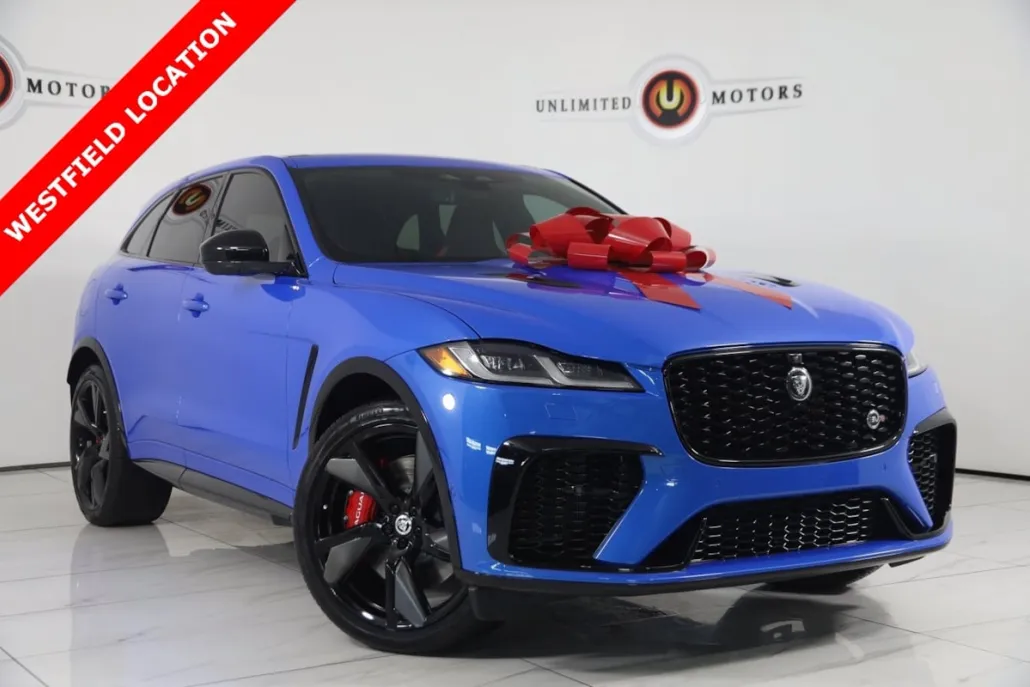 2024 Jaguar F-PACE SVR photo 1