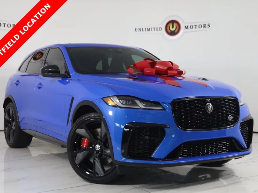 2024 Jaguar F-PACE SVR photo 1