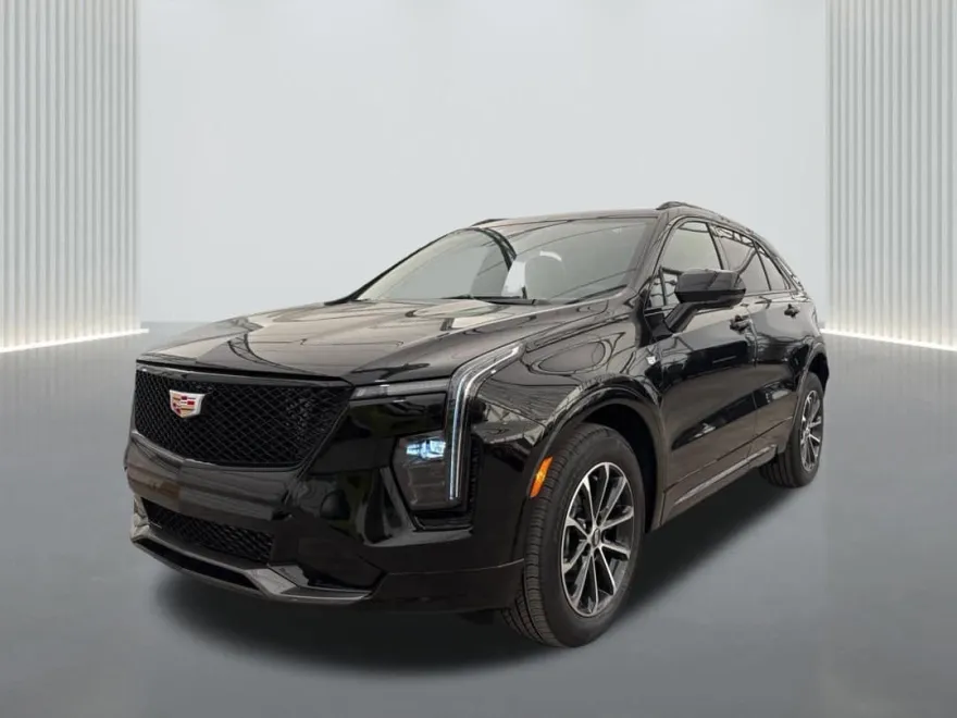 2025 Cadillac XT4 Sport photo 1
