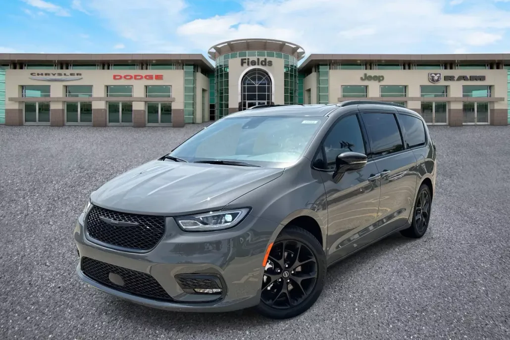 2025 Chrysler Pacifica Limited photo 1