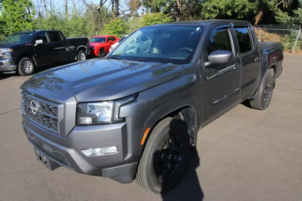 2022 Nissan Frontier SV photo 1