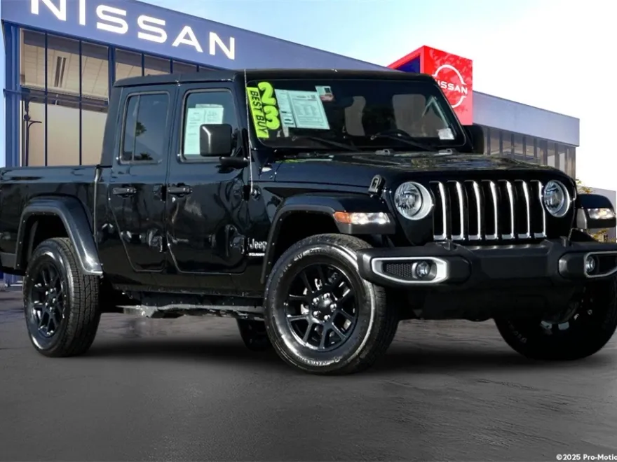 2023 Jeep Gladiator Overland photo 1