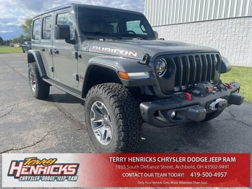 2023 Jeep Wrangler Rubicon photo 1