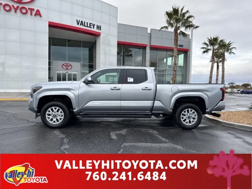 2025 Toyota Tacoma SR5 photo 1
