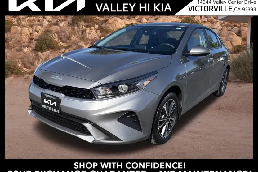 2024 Kia Forte LXS photo 1