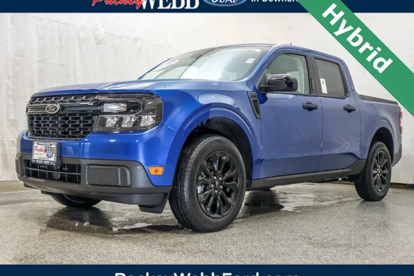 2023 Ford Maverick XLT photo 1
