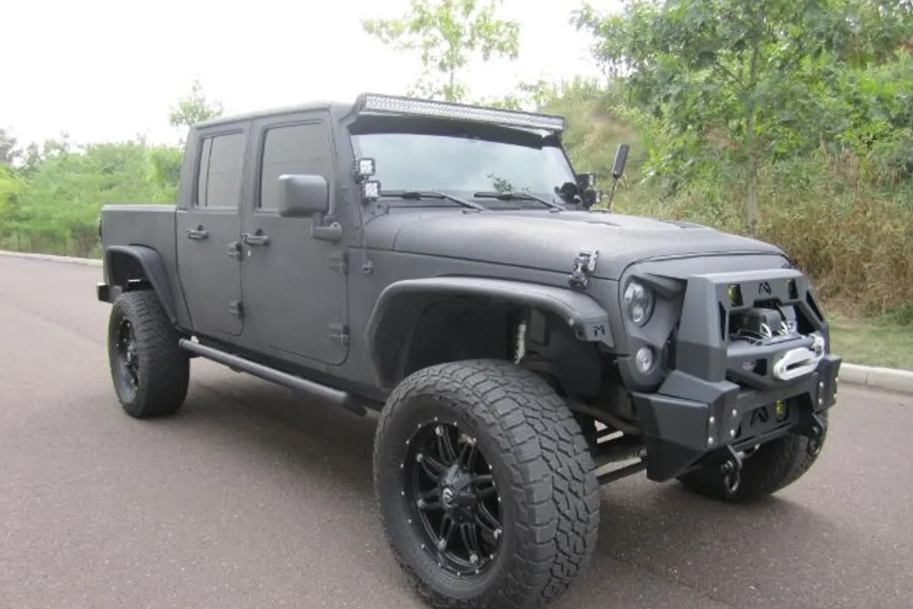 2017 Jeep Wrangler Unlimited Sport photo 1