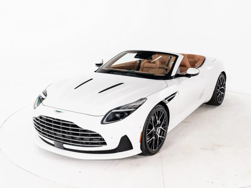 2025 Aston Martin DB12 photo 1