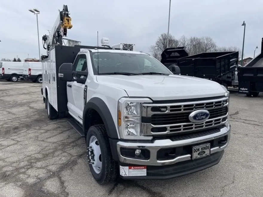 2024 Ford F-550 XL photo 1