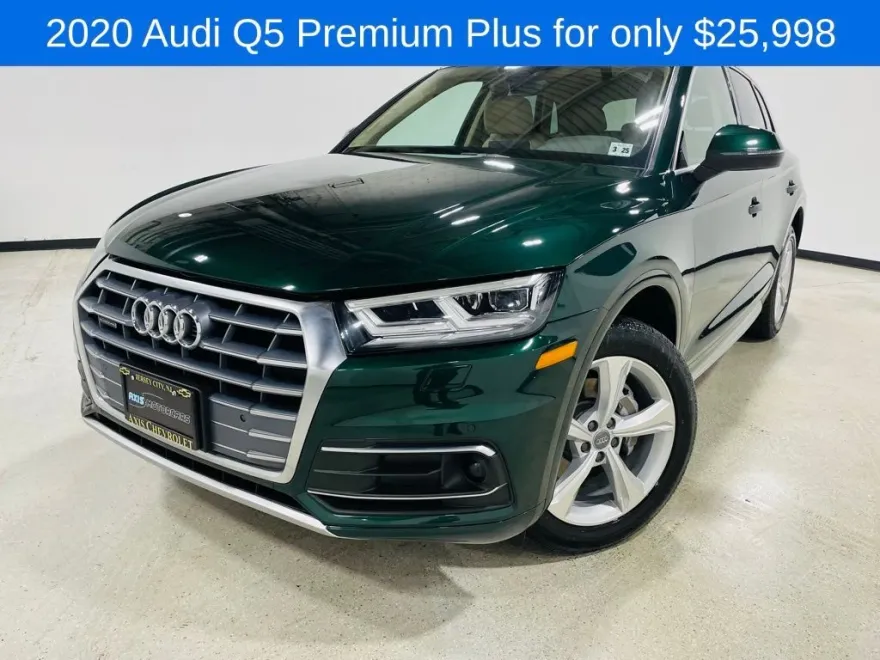 2020 Audi Q5 Premium Plus 45 TFSI S line photo 2