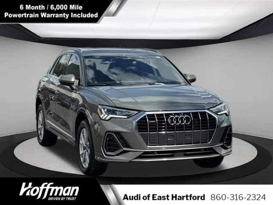 2025 Audi Q3 S line Premium photo 1