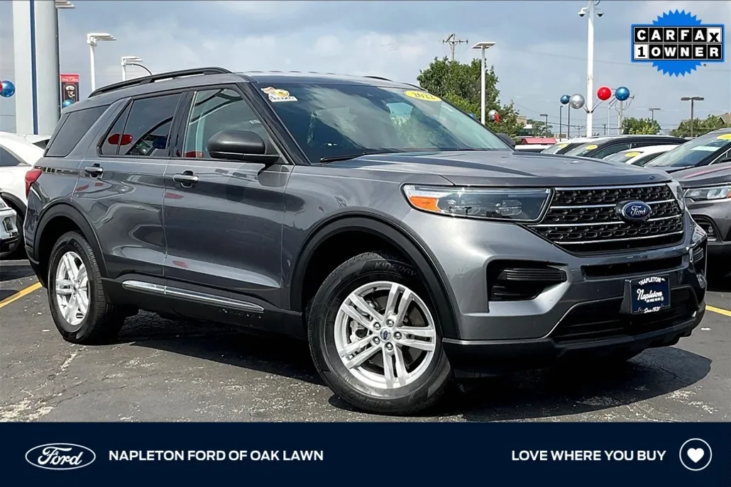 2022 Ford Explorer XLT photo 1