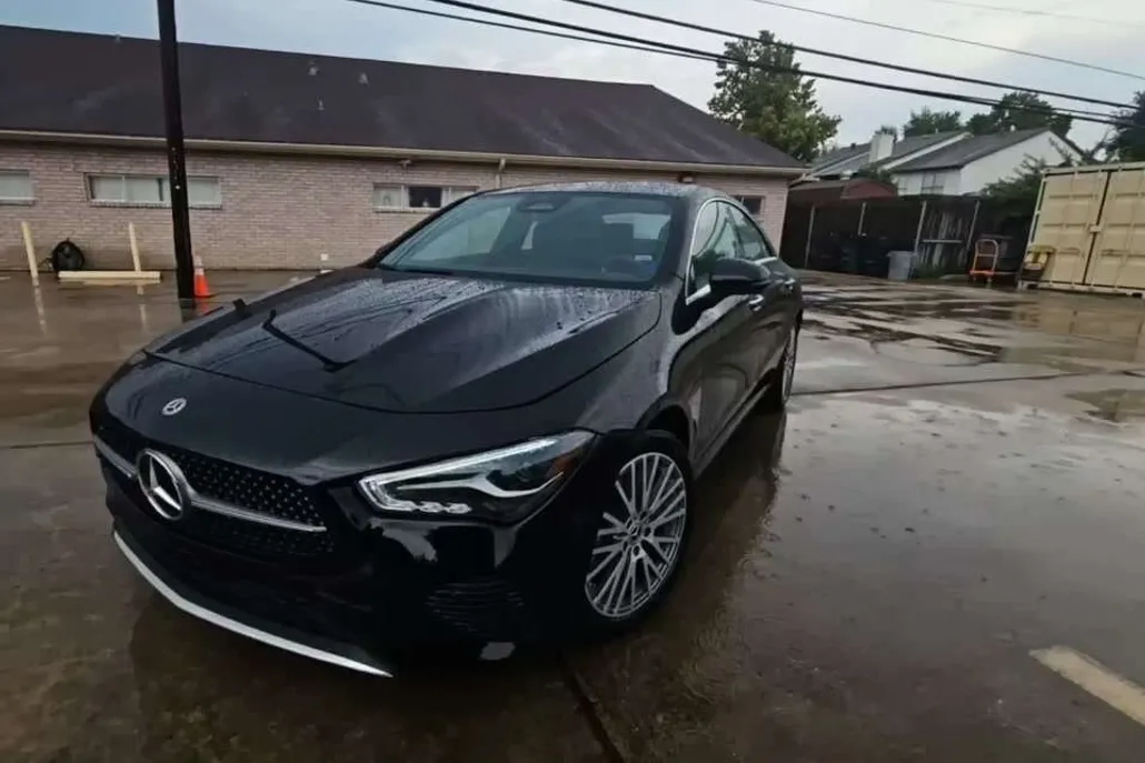 2025 Mercedes Benz CLA 250 photo 1