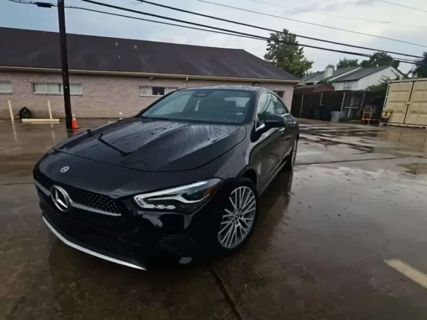 2025 Mercedes Benz CLA 250 photo 1