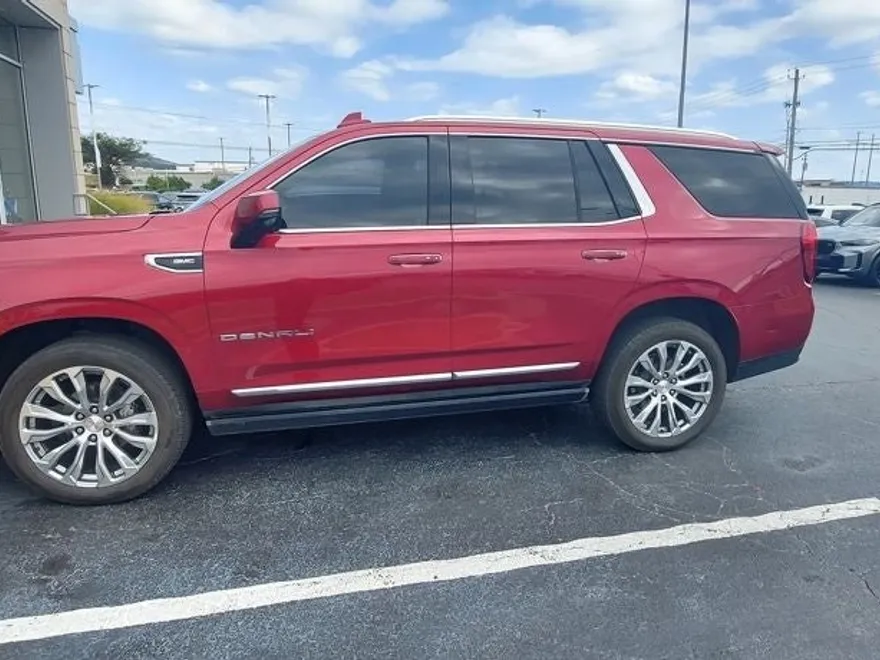 2022 Gmc Yukon Denali photo 1