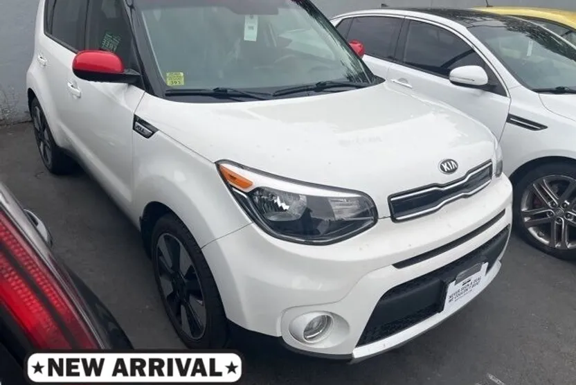 2017 Kia Soul Plus photo 1