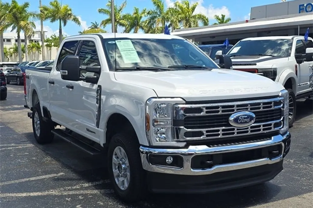 2024 Ford F-250 photo 1
