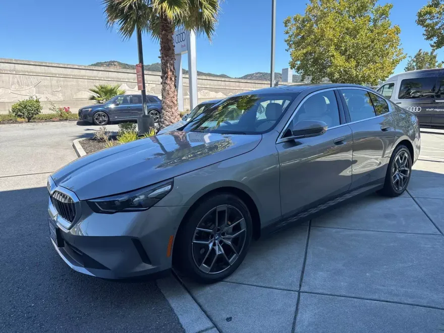 2024 Bmw i5 eDrive40 photo 1