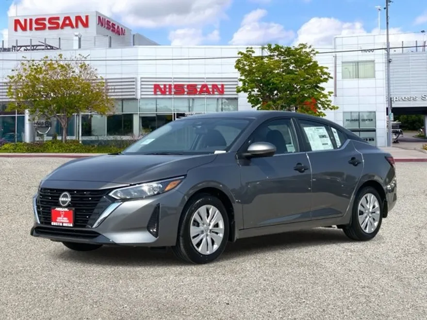 2025 Nissan Sentra S photo 1