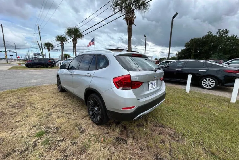 2014 Bmw X1 sDrive28i photo 1