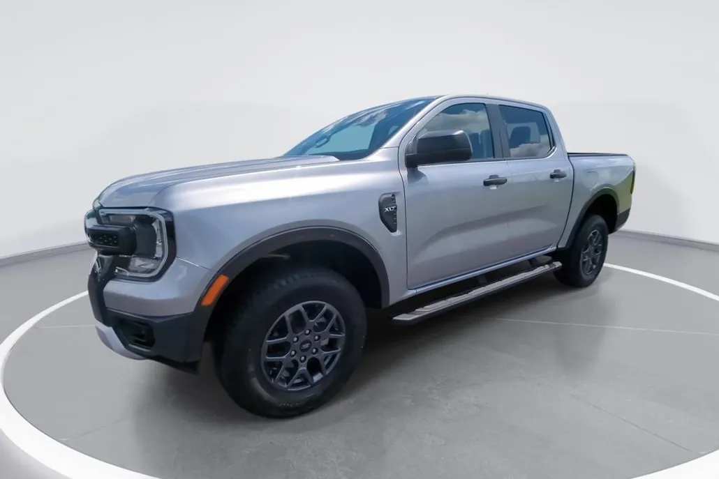 2024 Ford Ranger XLT photo 1