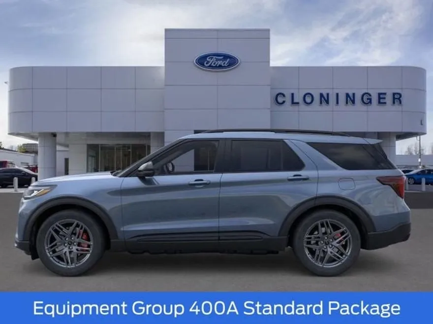 2025 Ford Explorer ST photo 1