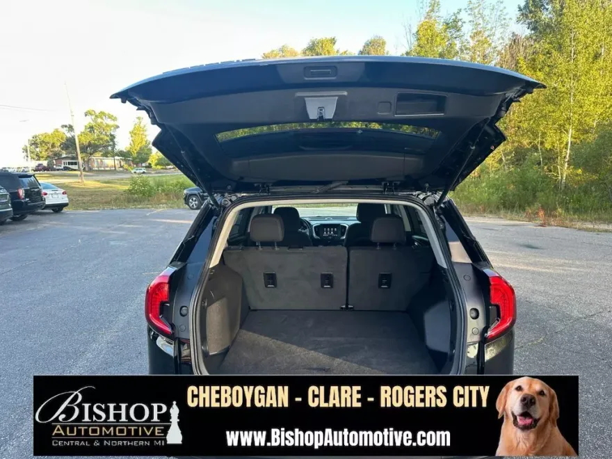2022 Gmc Terrain SLE photo 1