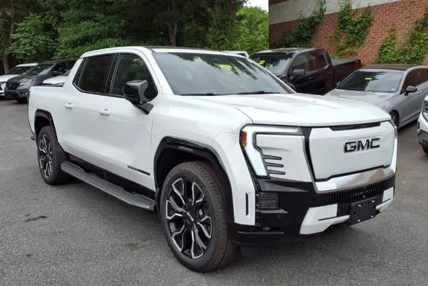 2025 Gmc Sierra EV Denali photo 1