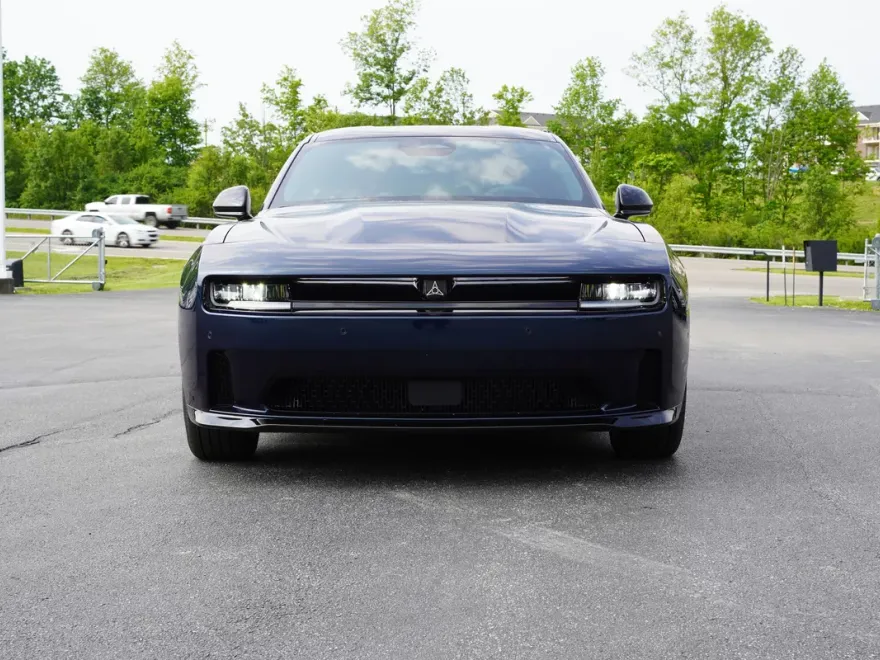 2025 Dodge Charger Daytona R/T AWD photo 2