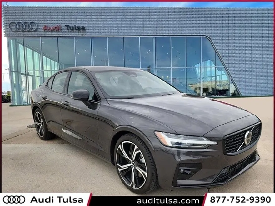 2024 Volvo S60 B5 Core photo 1