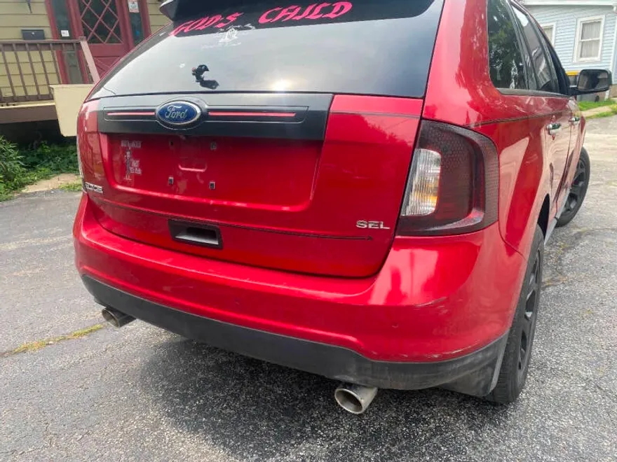 2011 Ford Edge SEL photo 1