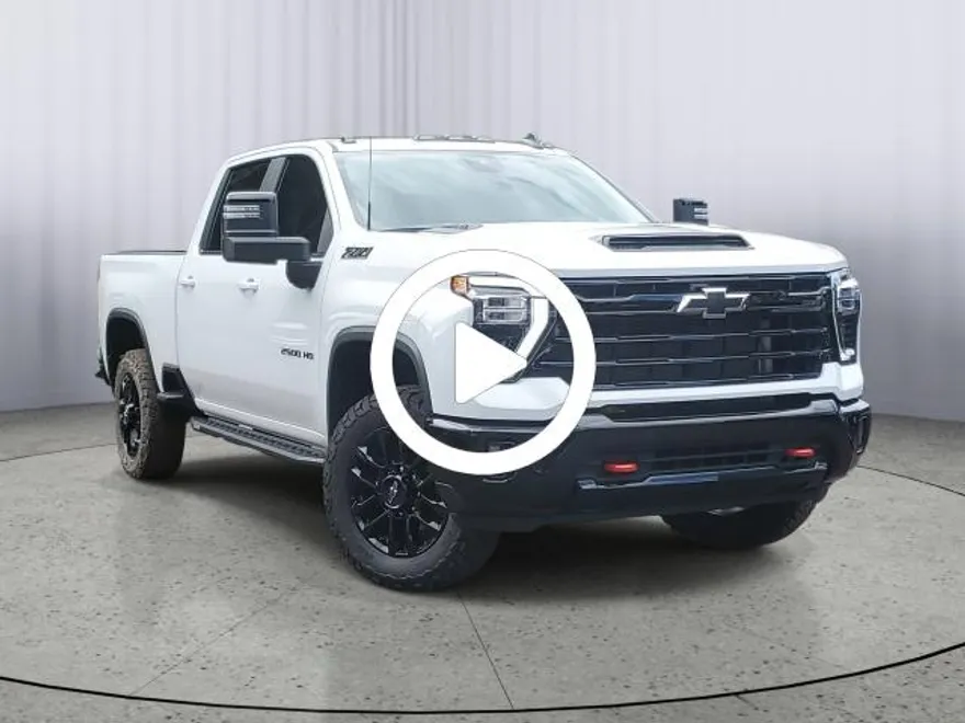 2025 Chevrolet Silverado 2500HD LT photo 1