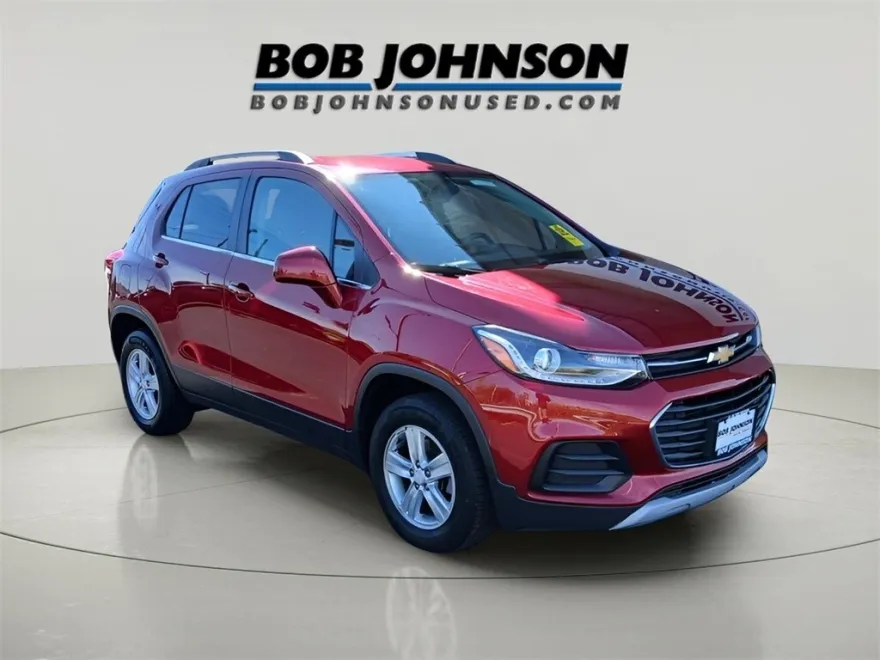 2020 Chevrolet Trax LT photo 1