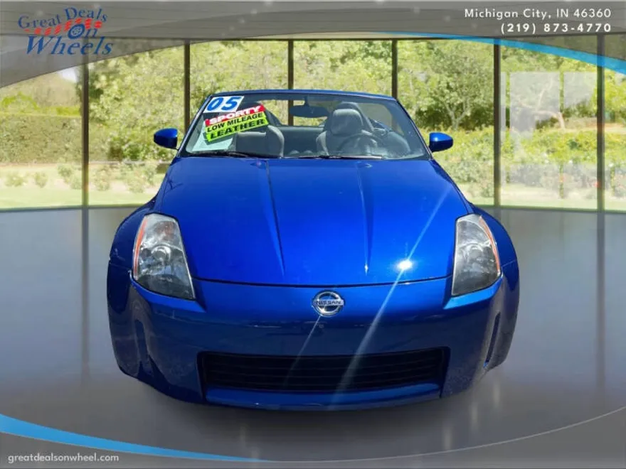 2005 Nissan 350Z Touring photo 1