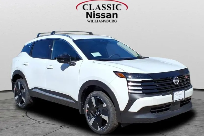 2026 Nissan Kicks SR photo 1