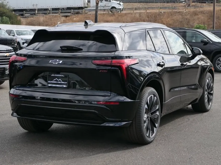 2026 Chevrolet Blazer EV RS photo 1