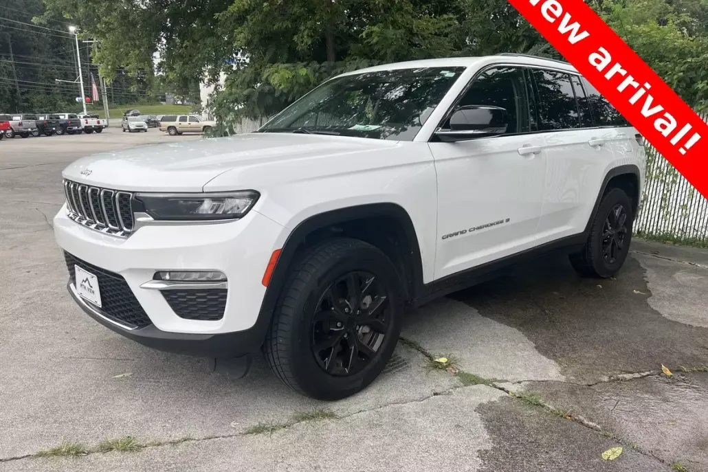 2022 Jeep Grand Cherokee Limited photo 1