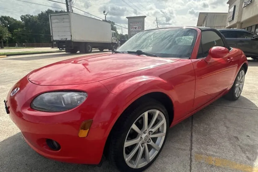 2006 Mazda MX-5 Miata Miata Grand Touring photo 1