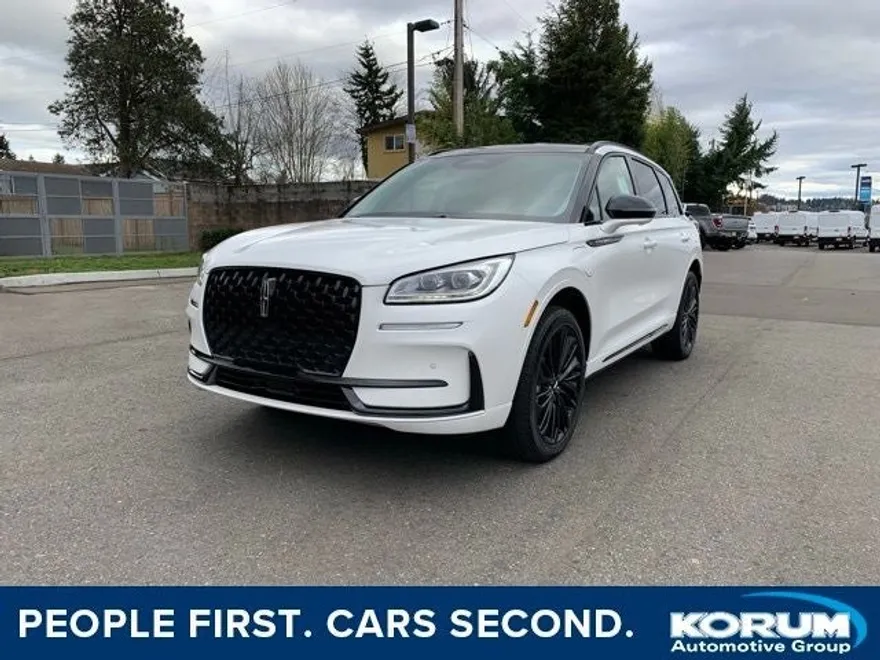 2025 Lincoln Corsair Grand Touring photo 1