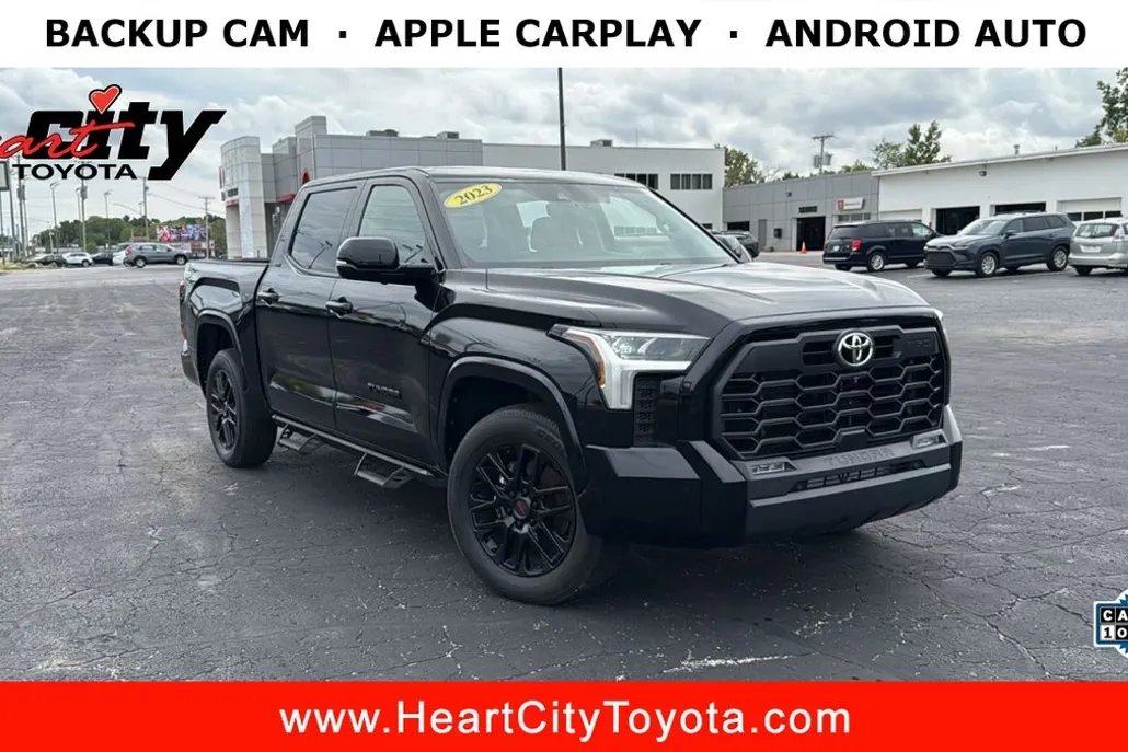 2023 Toyota Tundra SR5 photo 1