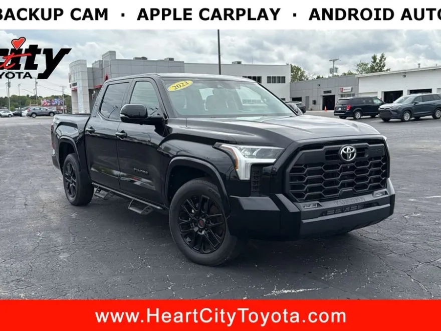 2023 Toyota Tundra SR5 photo 1