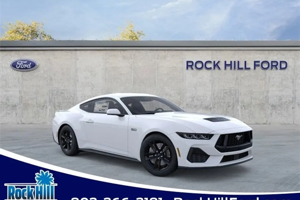 2025 Ford Mustang GT photo 1