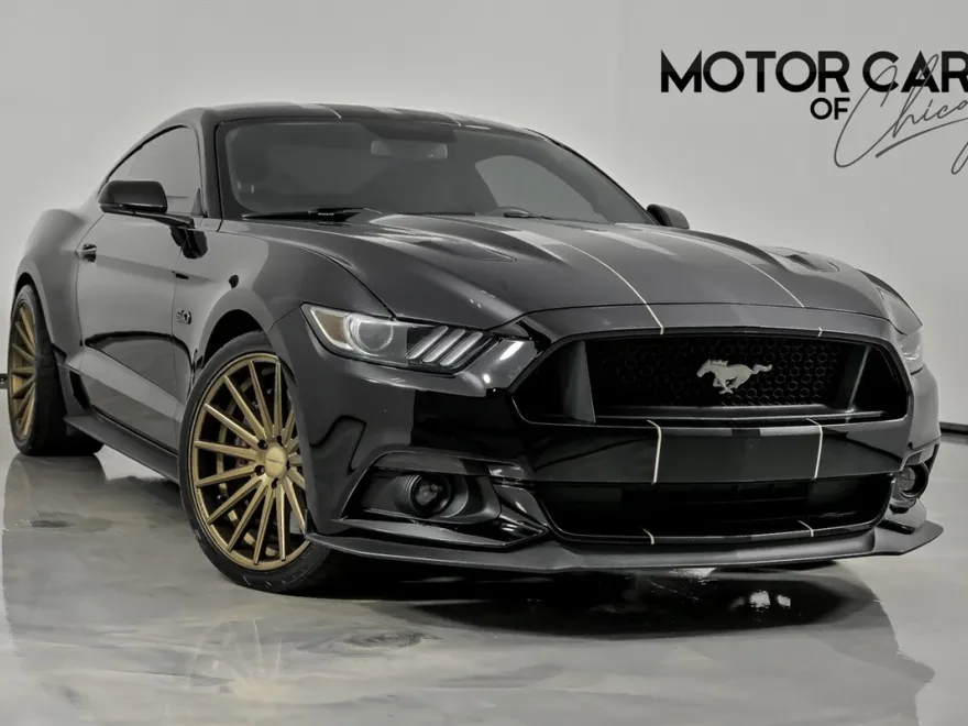 2016 Ford Mustang GT Premium photo 1