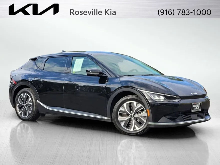 2024 Kia EV6 Light photo 1
