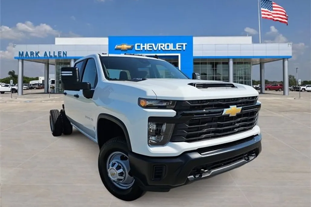 2026 Chevrolet Silverado 3500HD Work Truck photo 1