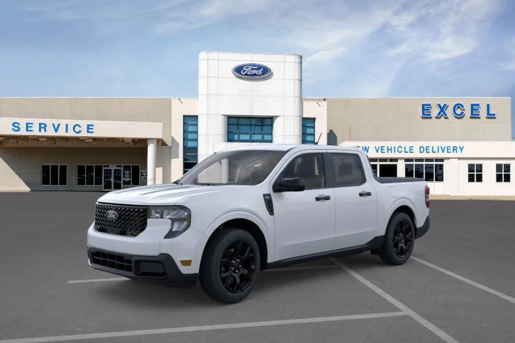 2025 Ford Maverick XLT photo 1