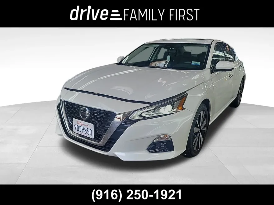 2022 Nissan Altima 2.5 SL photo 1