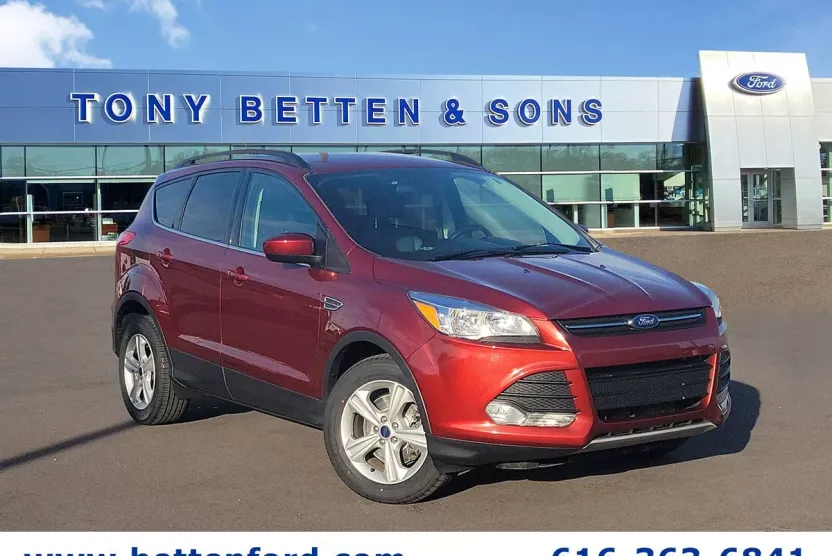 2015 Ford Escape SE photo 1