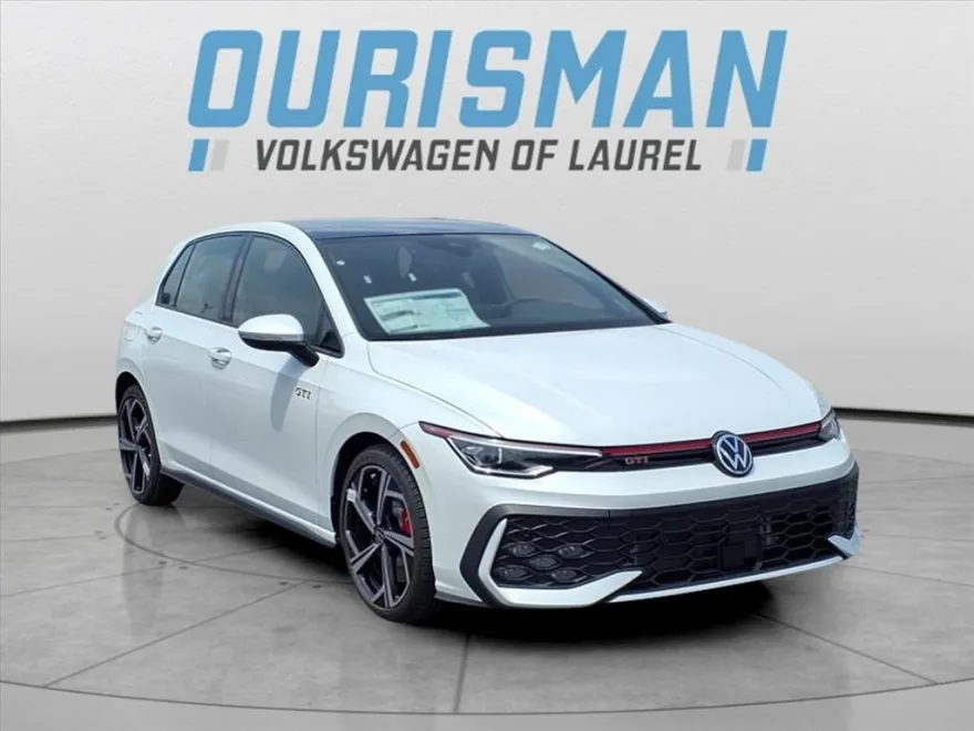 2025 Volkswagen Golf GTI SE photo 1