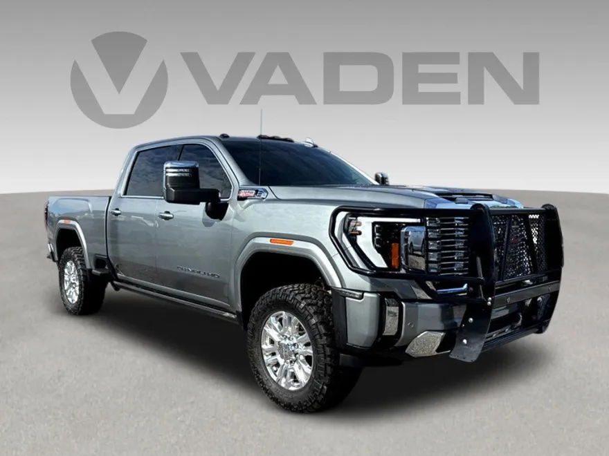 2024 Gmc Sierra 2500 HD Denali photo 1
